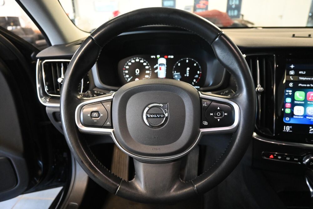 V60 D3 150 ch Geartronic 8 Business Executive 2021 occasion 72650 Saint-Saturnin