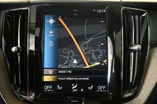 XC60 T8 Twin Engine 303 ch + 87 ch Geartronic 8 Inscription Luxe 2019 occasion 72650 Saint-Saturnin
