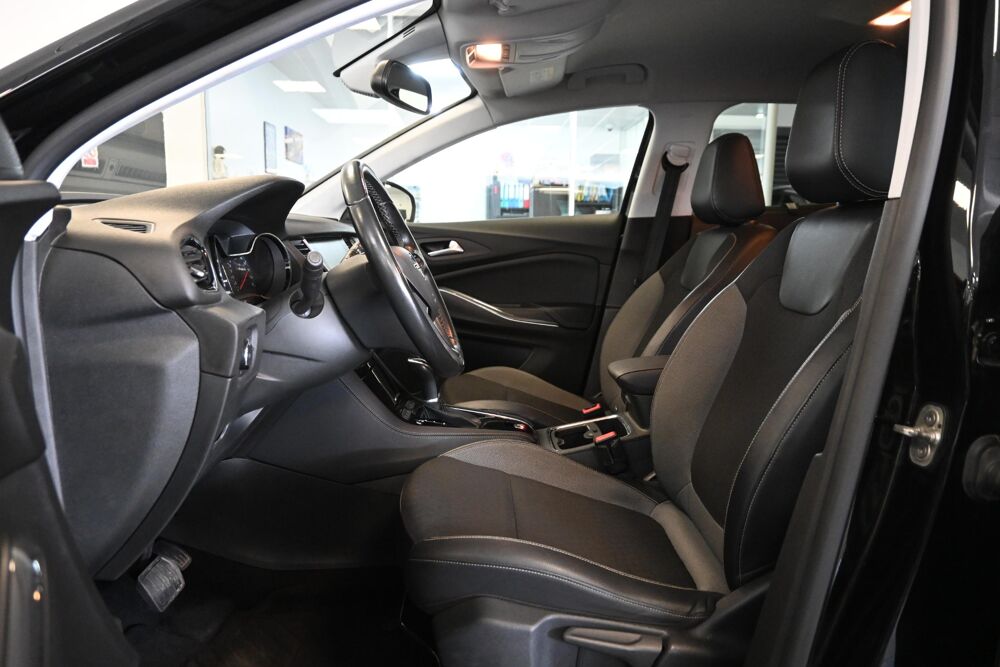 Grandland x 1.5 Diesel 130 ch BVA8 Innovation Business 2019 occasion 72650 Saint-Saturnin