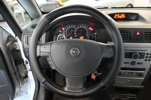 Meriva 1.6i Ecotec Cosmo Easytronic 2008 occasion 72650 Saint-Saturnin