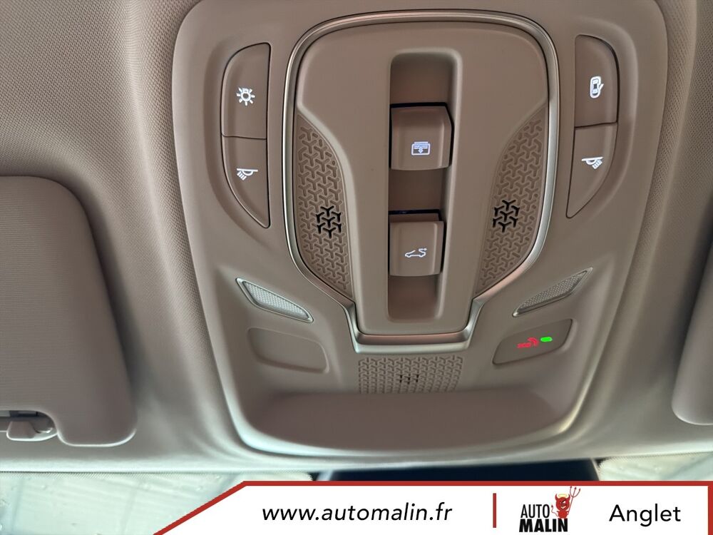 MG.ZS 1.5 L Hybrid+ 197 ch Luxury 2026 occasion 64600 Anglet