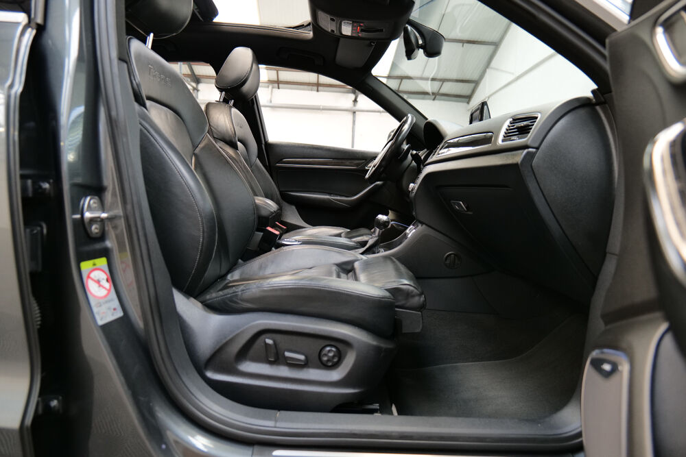 RS Q3 2.5 TFSI 310CH QUATTRO S TRONIC 7 / BOSE / KEY LESS GO / TOI 2013 occasion 69008 LYON 8EME