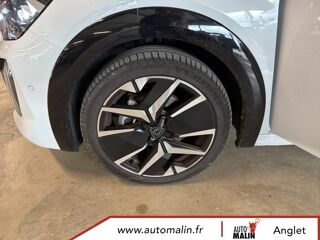 208 Hybrid 145 ch e-DCS6 GT 2026 occasion 64600 Anglet