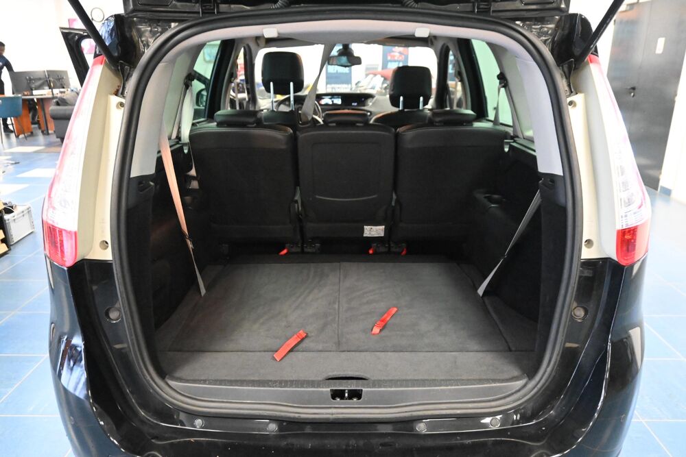 Grand Sc&eacute;nic III TCe 130 Energy Bose Edition 7 pl 2015 occasion 72650 Saint-Saturnin