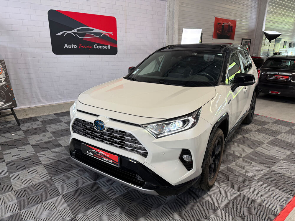 RAV 4 222 ch AWD-Collection - 4x4- Attelage- Toit ouvrant- Carplay 2019 occasion 44470 Carquefou