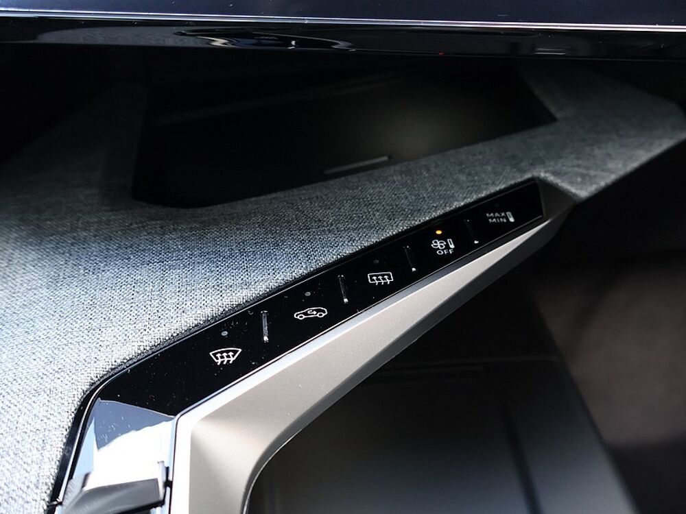 5008 Hybrid 145 ch e-DCS6 GT Exclusive 2026 occasion 77680 Roissy-en-Brie