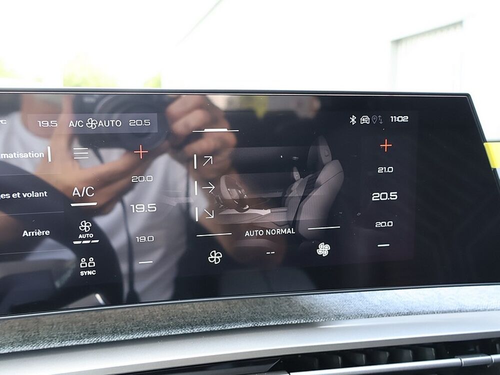 5008 Hybrid 145 ch e-DCS6 GT Exclusive 2026 occasion 77680 Roissy-en-Brie