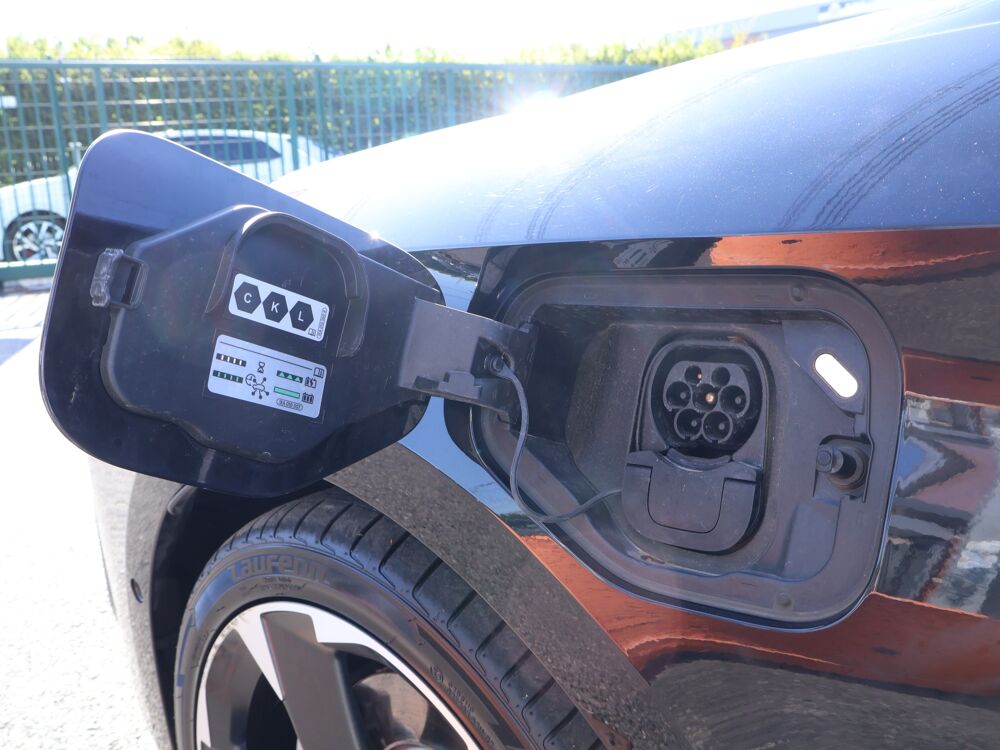 Leon eHybrid 204 ch DSG6 V 2025 occasion 77680 Roissy-en-Brie