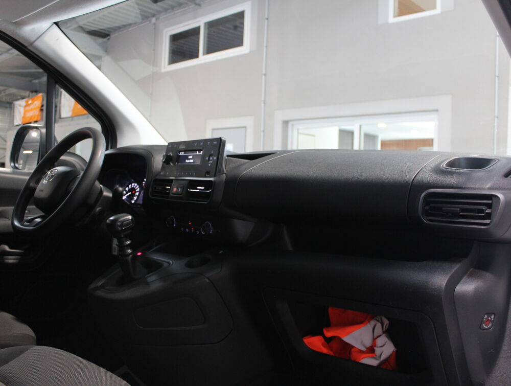 Proace MEDIUM 1.5L 100 D-4D BVM5 DYNAMIC 2022 occasion 77680 Roissy-en-Brie