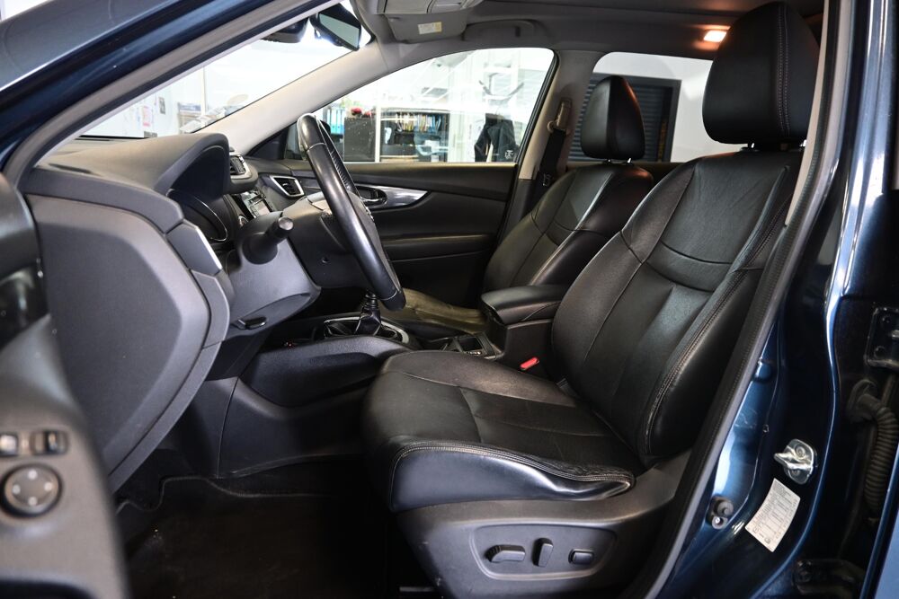 X-Trail 1.6 dCi 130 5pl Tekna 2014 occasion 72650 Saint-Saturnin