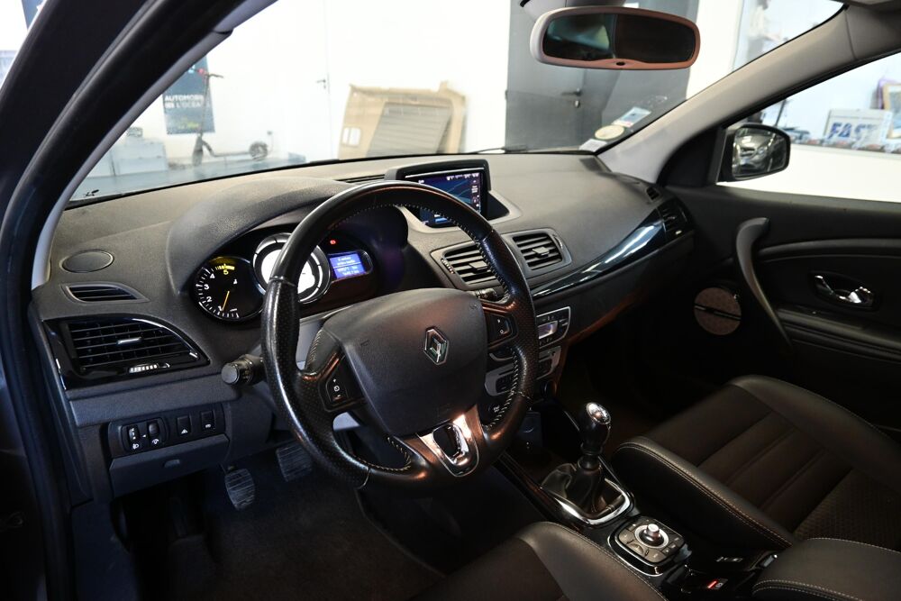 M&eacute;gane III Estate Estate III 1.5 dCi 110 FAP Energy eco2 Bose 2014 occasion 72650 Saint-Saturnin