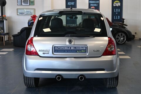 Clio 2.0i 16V Sport RS 2004 occasion 72650 Saint-Saturnin