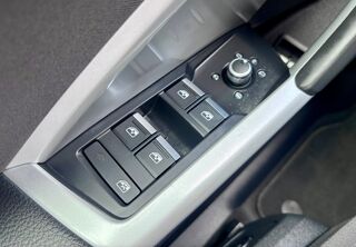 Q3 45 TFSIe 245 ch S tronic 6 Business line 2023 occasion 44880 Sautron
