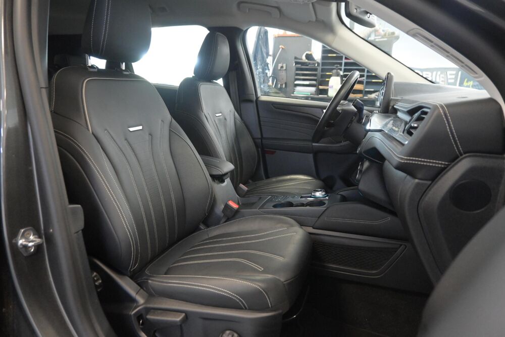 Kuga 2.5 Duratec 225 ch PHEV Powershift Vignale 2025 occasion 72650 Saint-Saturnin