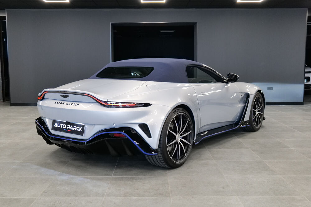 Vantage V12 VANTAGE ROADSTER 54 OF 254 FULL OPTIONS / CARBONE / SIEG 2023 occasion 69008 LYON 8EME
