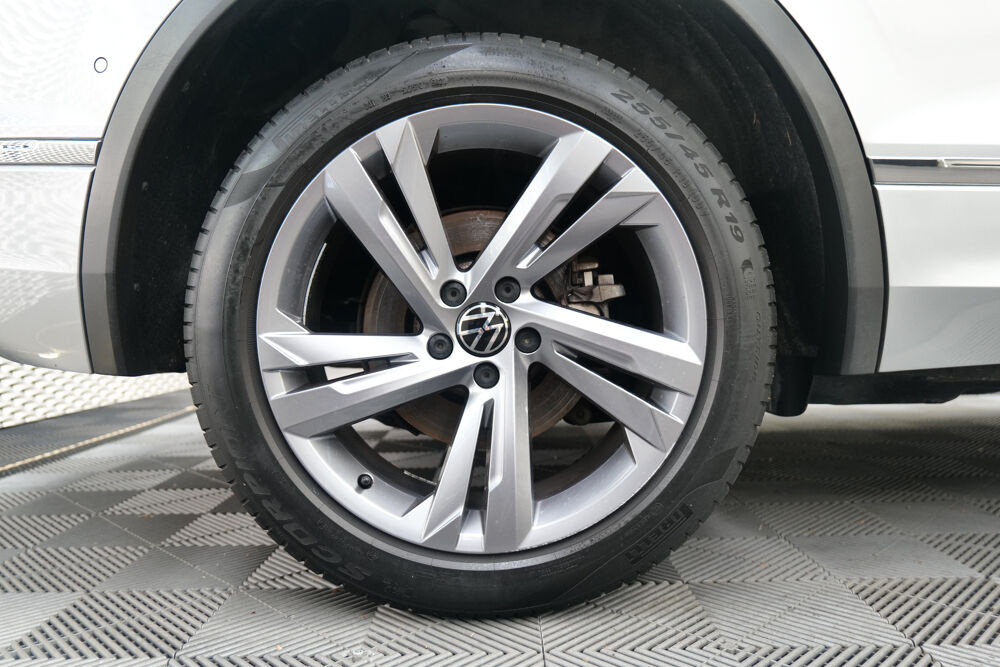 Tiguan eHybrid 245ch DSG6 R-Line Exclusive - 1&deg;MAIN FRANCAIS TVA RE 2022 occasion 69008 LYON 8EME