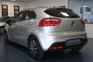 Rio 1.2L 85 ISG Active 2011 occasion 72650 Saint-Saturnin