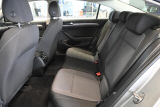 Passat 1.6 TDI 120 BM BlueMotion Business 2015 occasion 72650 Saint-Saturnin
