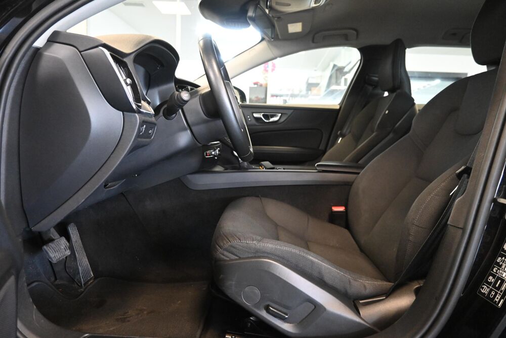 V60 D3 150 ch Geartronic 8 Business Executive 2021 occasion 72650 Saint-Saturnin