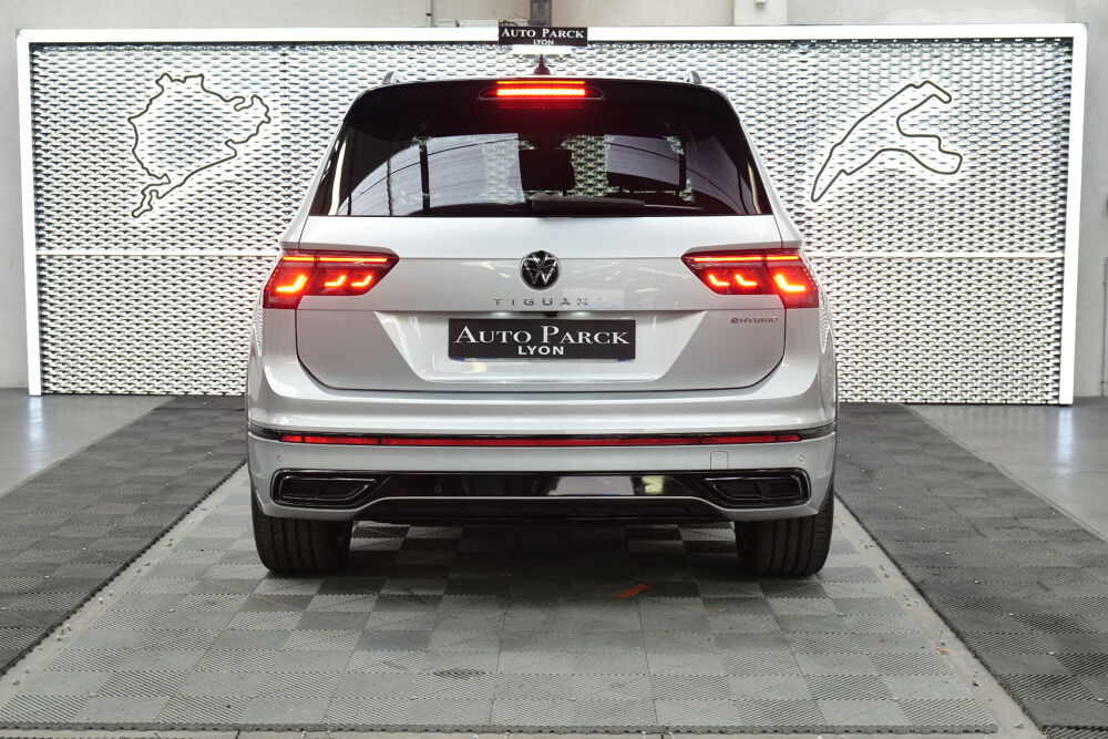 Tiguan eHybrid 245ch DSG6 R-Line 1&deg;MAIN FRANCAIS TVA RECUPERABLE L 2023 occasion 69008 LYON 8EME