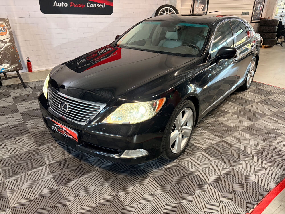 LS V8 380ch BVA-Pack Executive - Superbe &eacute;tat- CARPLAY- toit ou 2008 occasion 44470 Carquefou