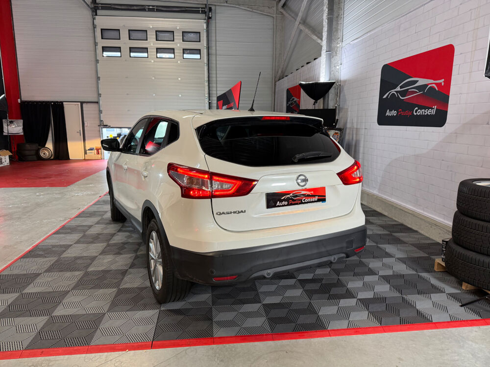 Qashqai 1.2 DIG-T 115 Visia - Toit pano 2014 occasion 44470 Carquefou