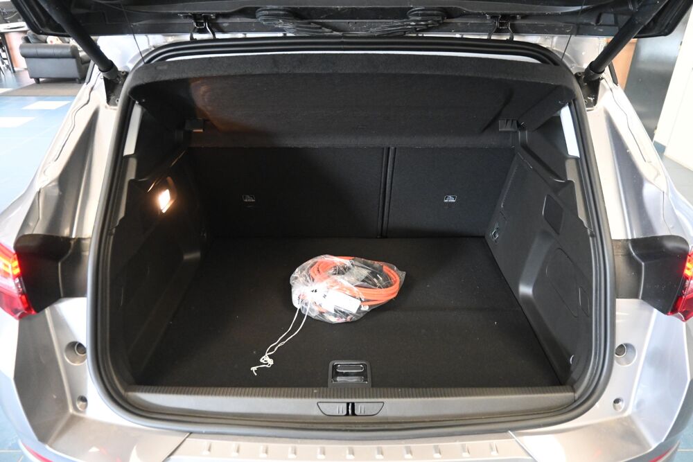 Grandland Hybrid 225 ch BVA8 Elegance Business 2023 occasion 72650 Saint-Saturnin