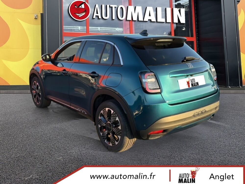 Fiat 600 T-Gen 3 1.2 Hybrid 110ch eDCT6 La Prima 2025 occasion 64600 Anglet