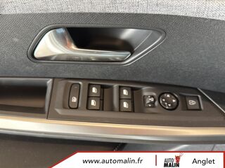 5008 Hybrid 145 ch e-DCS6 Allure 2025 occasion 64600 Anglet