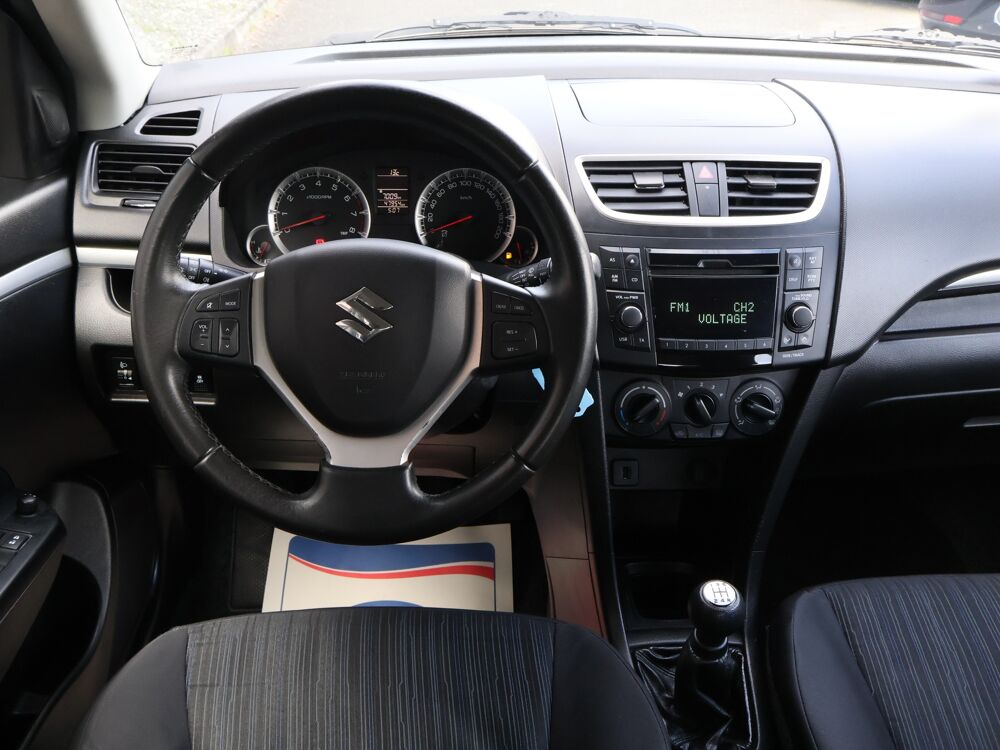 Swift 1.2 VVT 4x4 Privilege 2015 occasion 77680 Roissy-en-Brie
