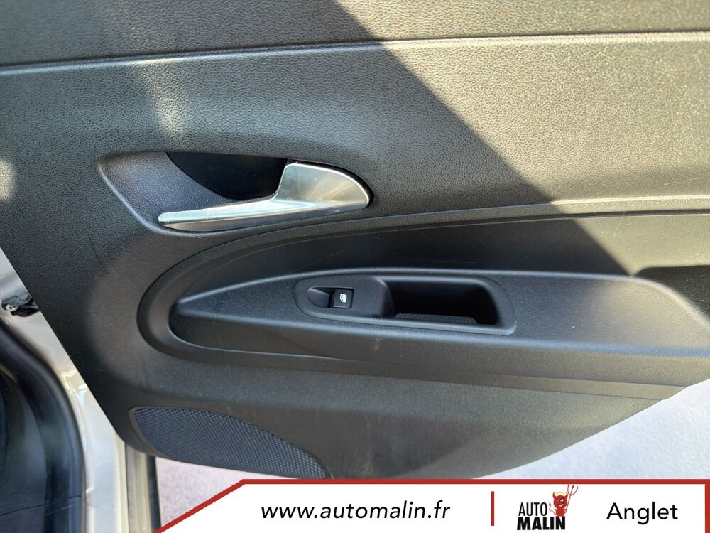 Fiat 600 T-Gen 3 1.2 Hybrid 145ch eDCT6 Pop 2025 occasion 64600 Anglet
