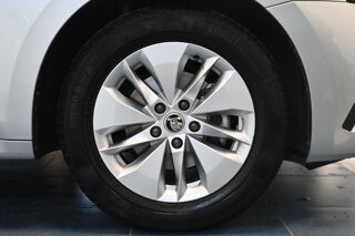 Octavia 2.0 TDI 150 ch DSG7 Business 2022 occasion 72650 Saint-Saturnin