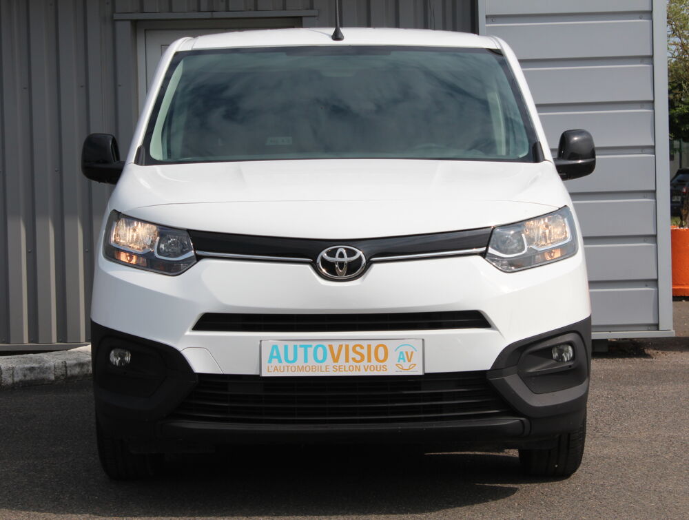 Proace MEDIUM 1.5L 100 D-4D BVM5 DYNAMIC 2022 occasion 77680 Roissy-en-Brie