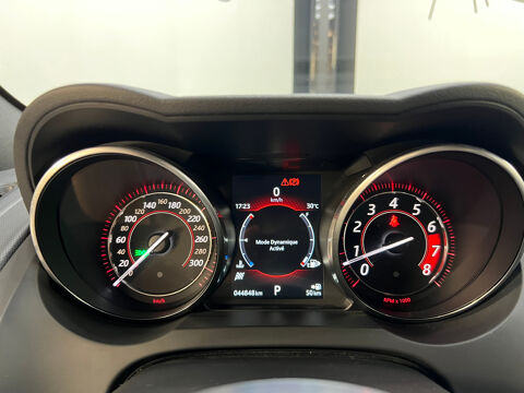 F-Type 2L Essence 300 ch BVA8 2017 occasion 27120 PACY-SUR-EURE