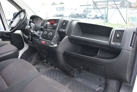 Boxer TOLE 330 L2H2 BLUEHDI 110 PRO 2019 occasion 59240 Dunkerque