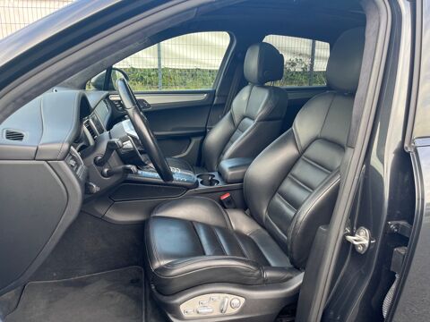 Macan Turbo 3.6 V6 440 ch Pack Performance PDK 2017 occasion 44470 Carquefou
