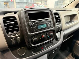 Trafic FGN L1H1 DCI 95 CONFORT TVA RECUPERABLE 2018 occasion 62230 Outreau