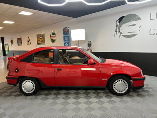 Kadett 1.8i GSi 1985 occasion 27120 PACY-SUR-EURE