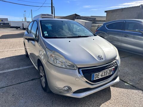 Peugeot 208 1.6 e-HDi 92ch FAP BVM5 BLUE LION Business 2014 occasion Montpellier 34090