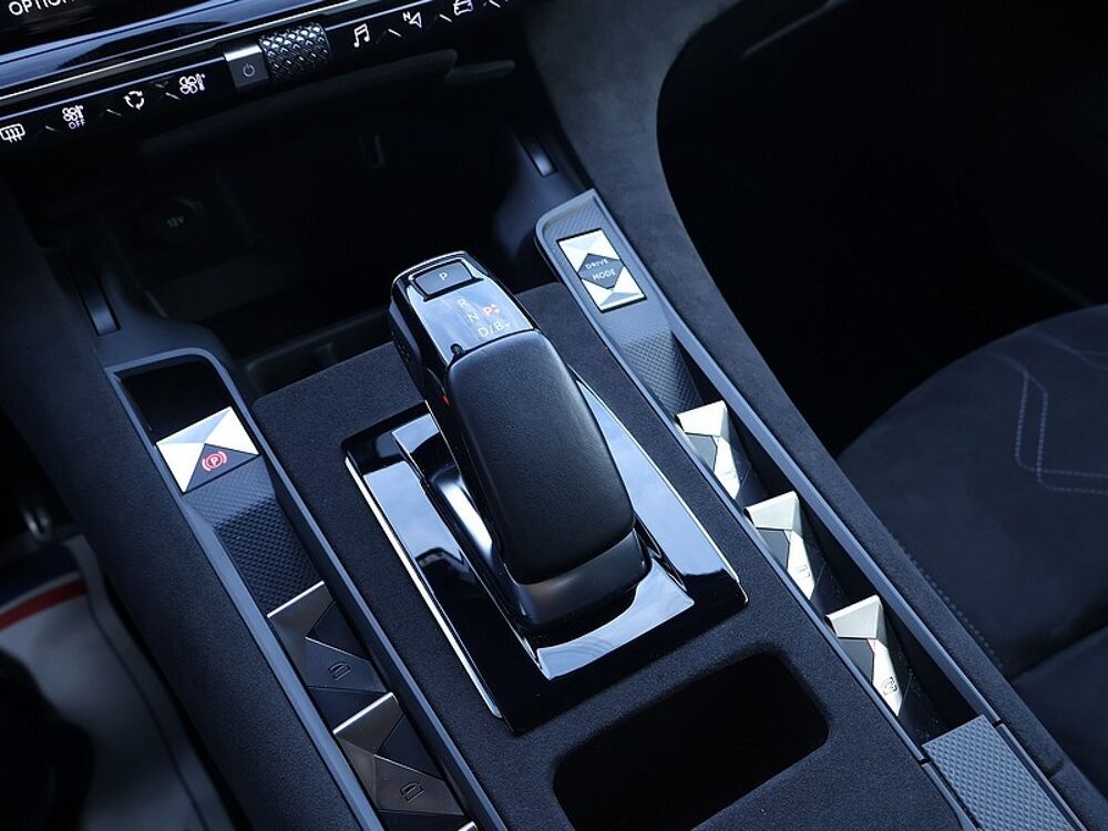 DS7 Hybride E-Tense 300 EAT8 4x4 Performance Line+ 2022 occasion 77680 Roissy-en-Brie