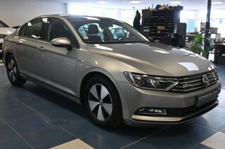 Passat 1.6 TDI 120 BM BlueMotion Business 2015 occasion 72650 Saint-Saturnin