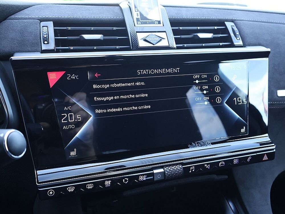 DS7 Hybride E-Tense 300 EAT8 4x4 Performance Line+ 2022 occasion 77680 Roissy-en-Brie
