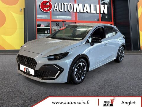 Renault Clio VI E-Tech full hybrid 160 ch Techno 2026 occasion Anglet 64600
