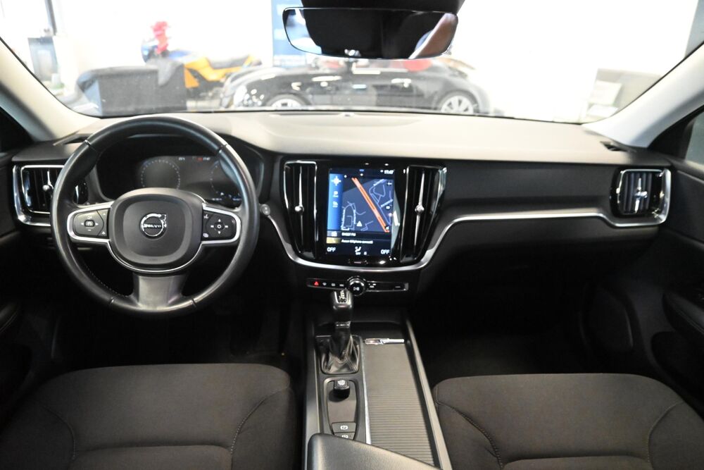 V60 D3 AdBlue 150 ch Geartronic 8 Business 2019 occasion 72650 Saint-Saturnin