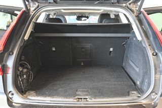 XC60 T8 Twin Engine 303 ch + 87 ch Geartronic 8 Inscription Luxe 2019 occasion 72650 Saint-Saturnin