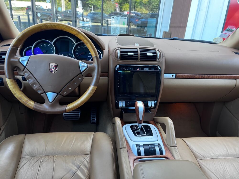 Cayenne 4.5 V8 - 340 S Tiptronic S - Equip&eacute; E85 2005 occasion 44470 Carquefou