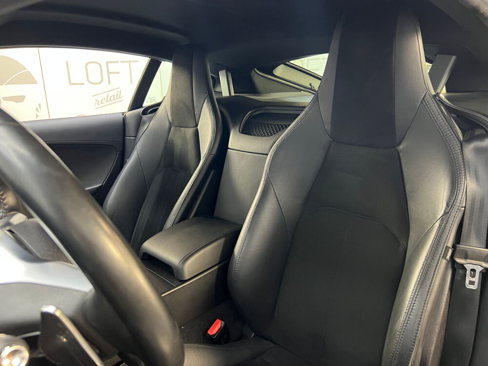F-Type 2L Essence 300 ch BVA8 2017 occasion 27120 PACY-SUR-EURE