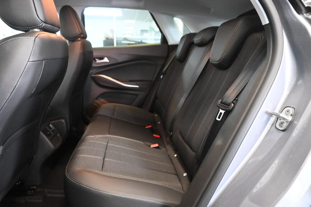 Grandland Hybrid 225 ch BVA8 Elegance Business 2023 occasion 72650 Saint-Saturnin