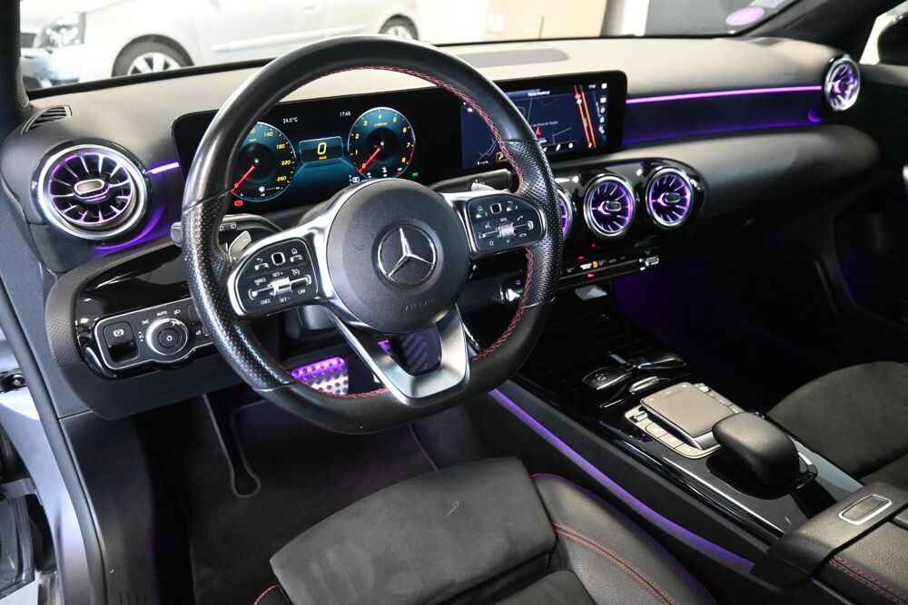 Classe A 180 7G-DCT AMG Line / Suivi complet Mercedes 2021 occasion 72650 Saint-Saturnin