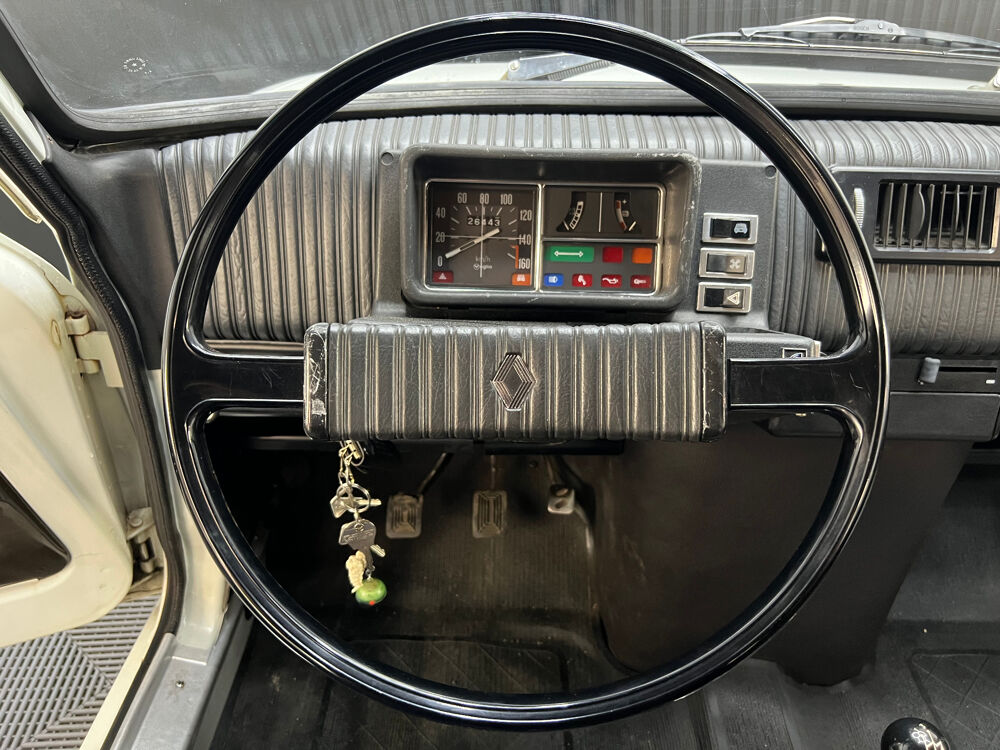 R5 TL 1974 occasion 27120 PACY-SUR-EURE